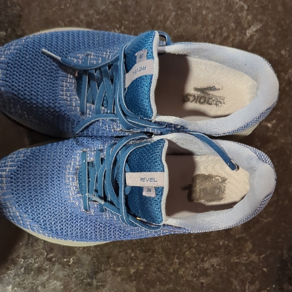 Brooks Blue and White Athletic Shoes Lightweight Mesh